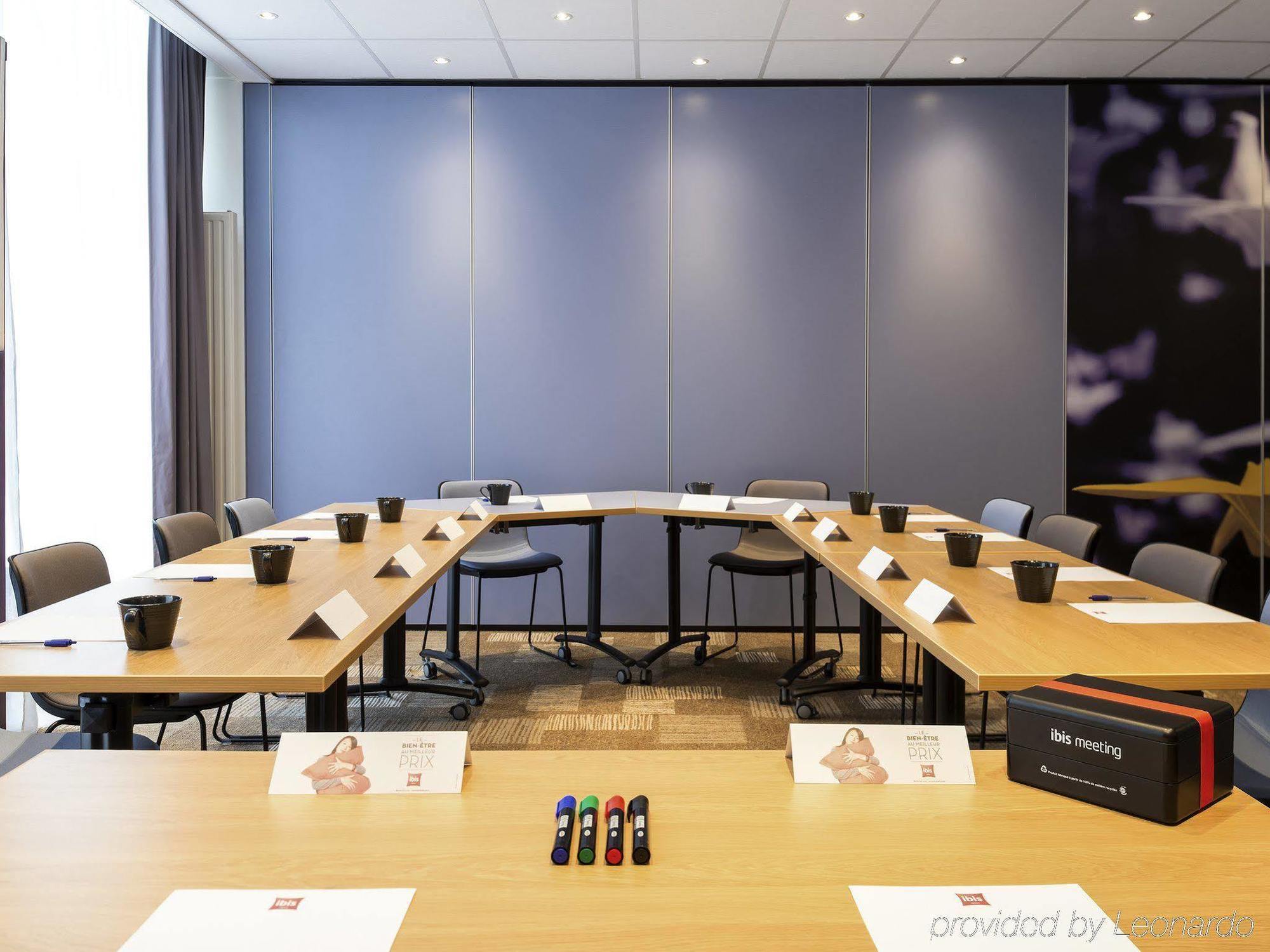 Hotel Ibis Centre Gare Sud 3*