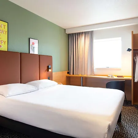 Hotel ibis Rennes Centre Gare Sud Extérieur photo