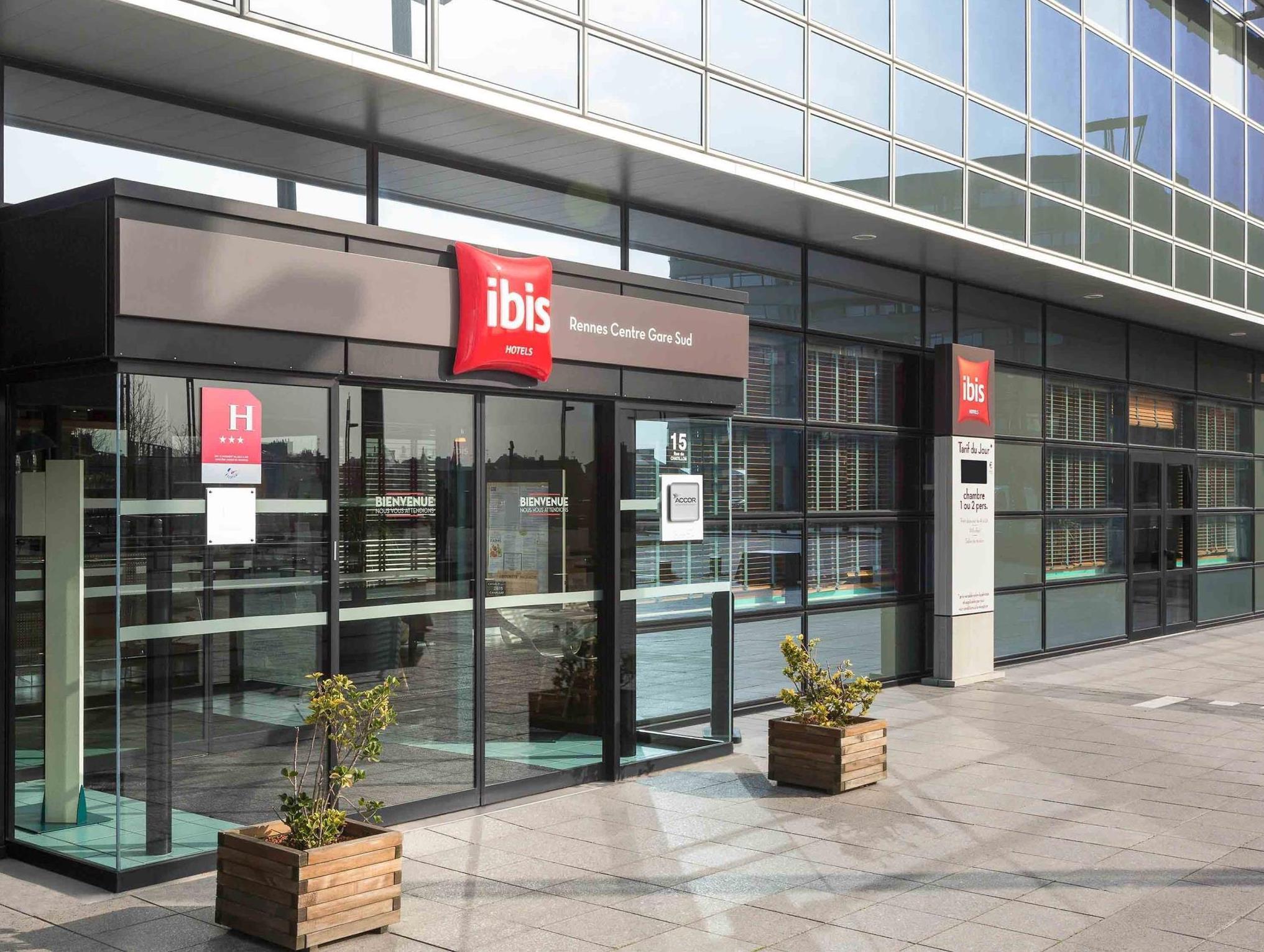 Hotel Ibis Centre Gare Sud 3*