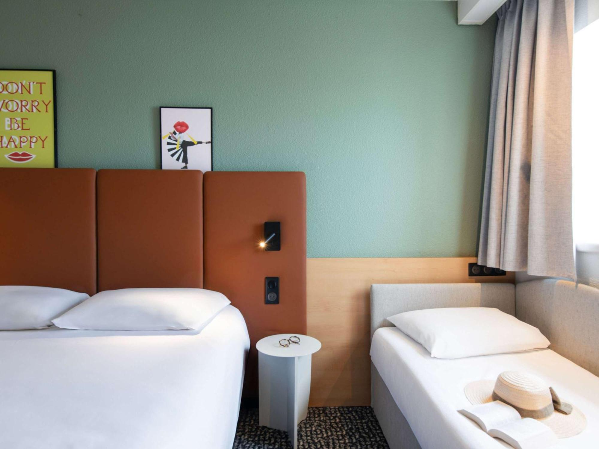 Ibis Centre Gare Sud Hotel 3*