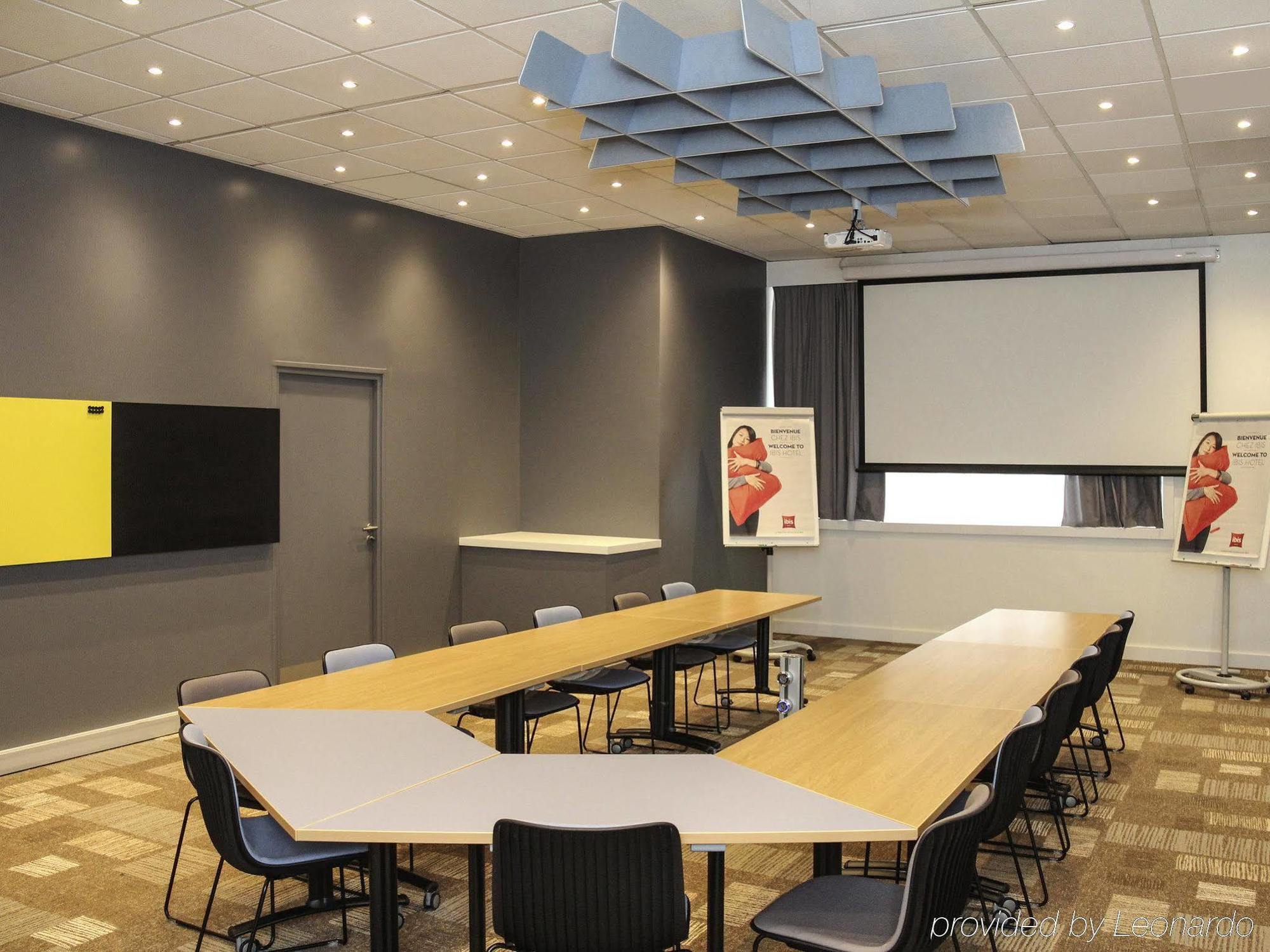 Ibis Centre Gare Sud 3*